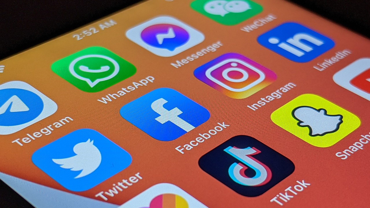 découvrez aphp messaging, la solution de communication sécurisée et efficace pour les professionnels de santé de l'assistance publique - hôpitaux de paris.