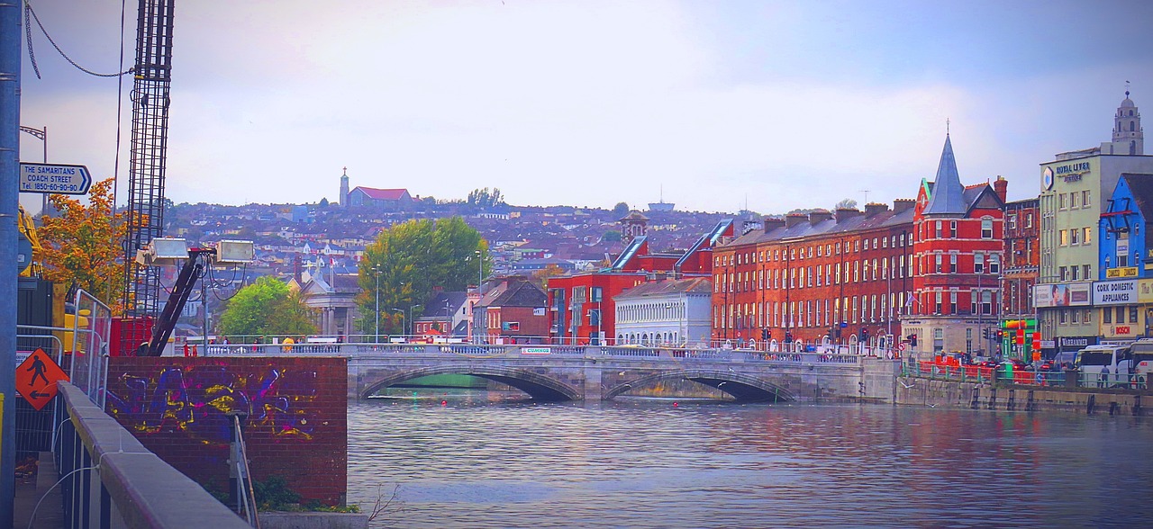 découvrez l'irlande, pays de paysages verdoyants, de patrimoine riche et de culture chaleureuse. partez à la rencontre de ses villes historiques, ses châteaux légendaires et ses traditions uniques.